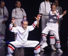 «Revolution of Dance» — растяжка и танцевальные направления для здоровья и красоты