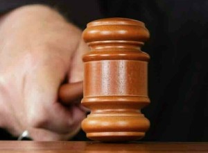 В Благовещенске суд оставил квартиру новой владелице, которая купила ее у обманутой мошенниками пенсионерки