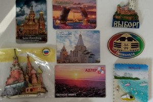 Магниты на холодильник.